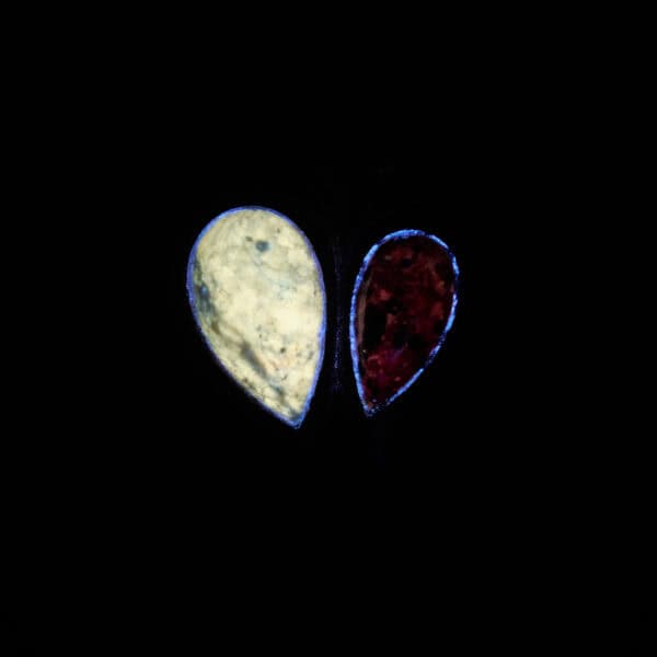 Autorský fluorescentní náhrdelník - kámen, dřevo - J012 - Image 4