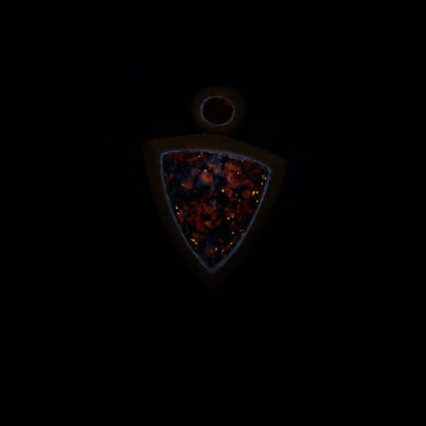 Autorský fluorescentní náhrdelník - kámen, dřevo - J015 - Image 3
