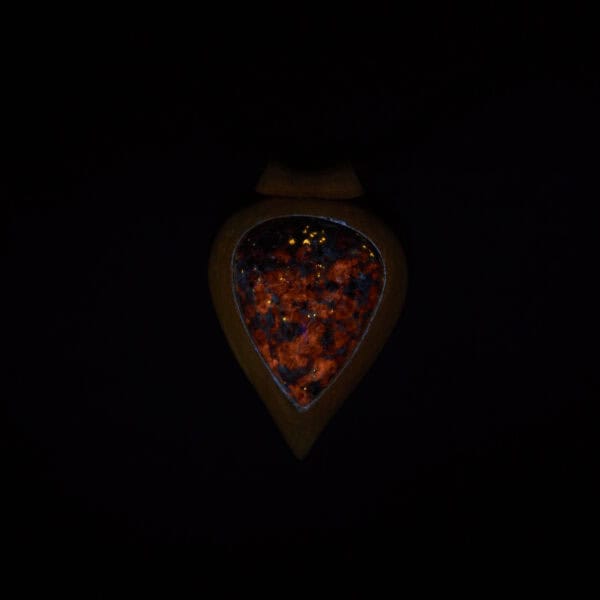 Autorský fluorescentní náhrdelník - kámen, dřevo - J008 - Image 3